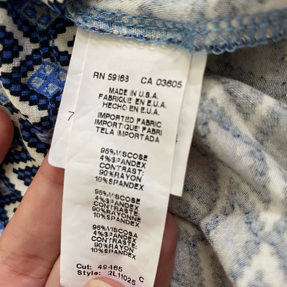 Karen Kane Blue and White Diamond Patterned Shirt - Picture 7 of 7